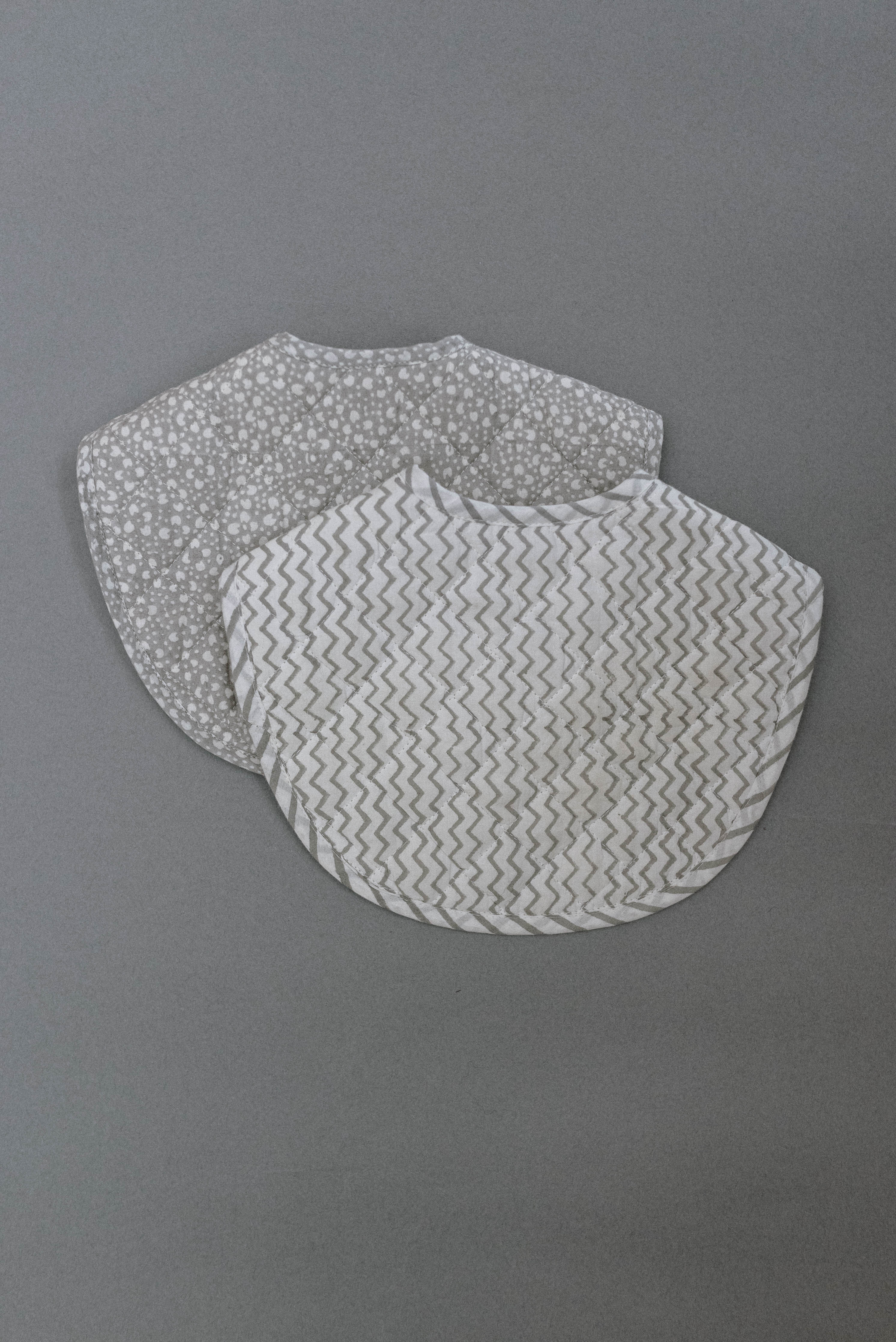 Bibs set of 2